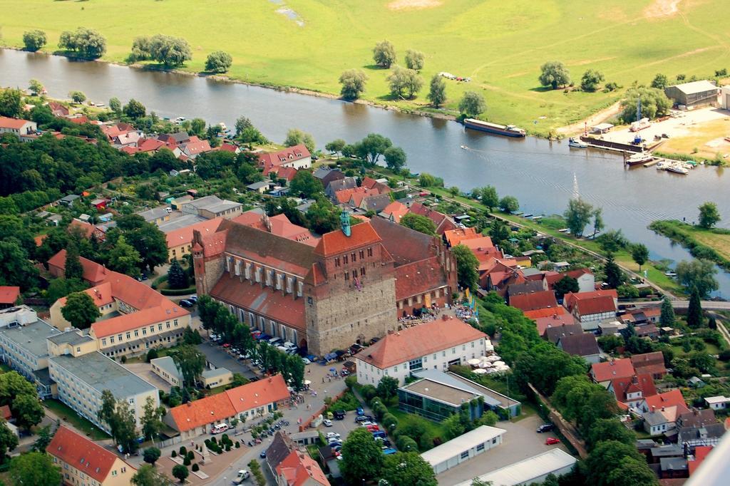 Arthotel Kiebitzberg ฮาเวลแบร์ก ภายนอก รูปภาพ